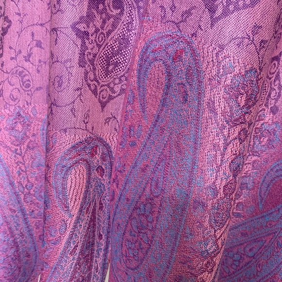 Pashmina - Picture 3 of 5